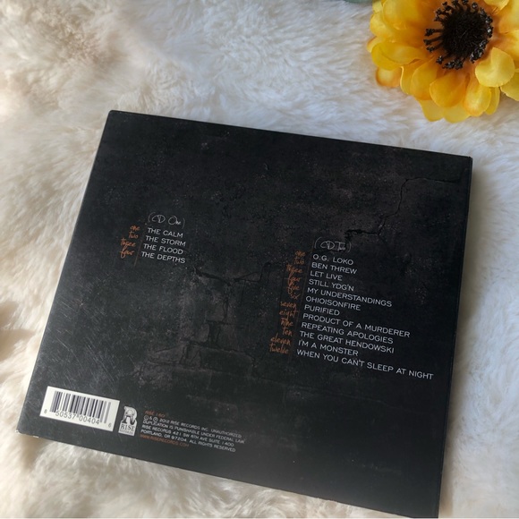 Of Mice & Men 2-disc CD - Picture 3 of 4